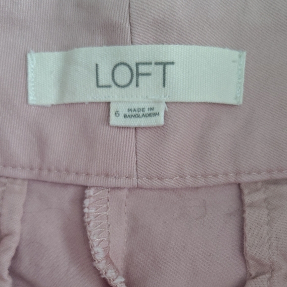 LOFT Light Pink Scalloped Hem High Waist Shorts - Picture 2 of 7